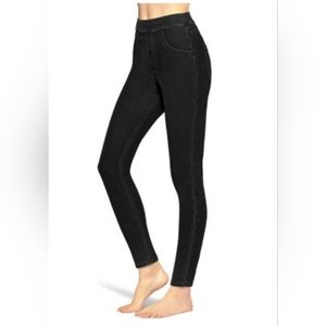 Hue classic black jeans leggings